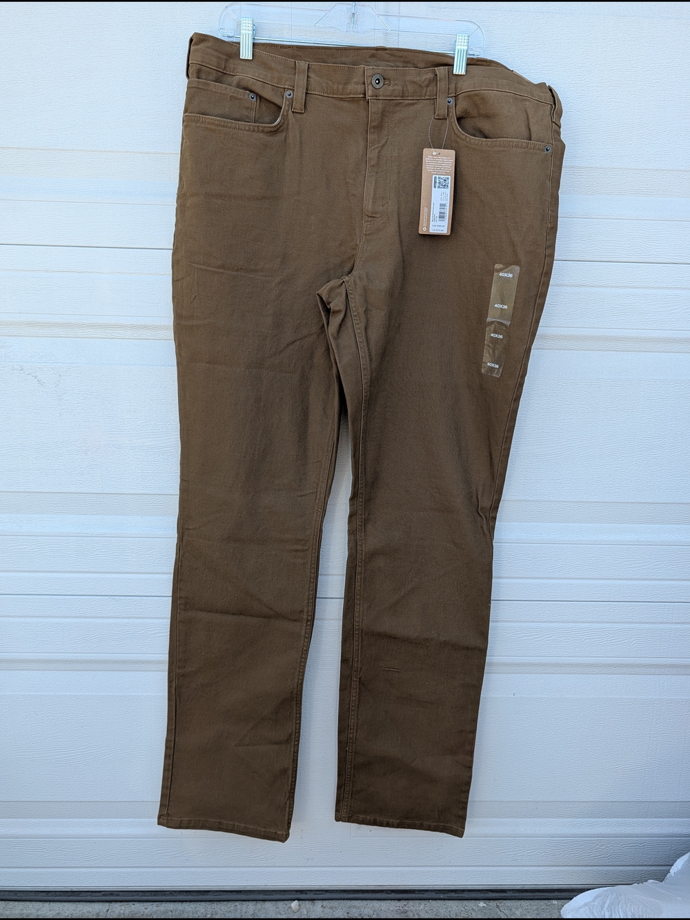 Eddie Bauer Men's Chinos in Brown